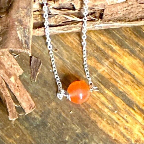 Simple orange jade ball pendant 925 silver dainty necklace - Picture 2 of 2